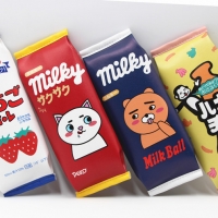 Cute Japanese Style Cat Bear Animals Plastic Pencil Cases Cosmetics Make Up Bags Pen Pouches