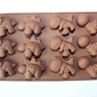 12 Dinosaurs Silicone Mould Chocolate Fondant Jelly Ice Cube Mold